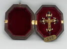 Croix ansée avec son étui en cuir, image 1/6