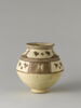vase, image 3/3