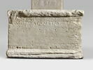 statue ; base de statue, image 2/8