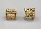 boucle d'oreille en forme de barillet, image 1/2