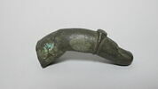 statue, image 2/2