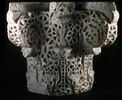 Chapiteau corinthien au nom du calife al-Hakam II al-Mustansir bi-llâh, image 12/12